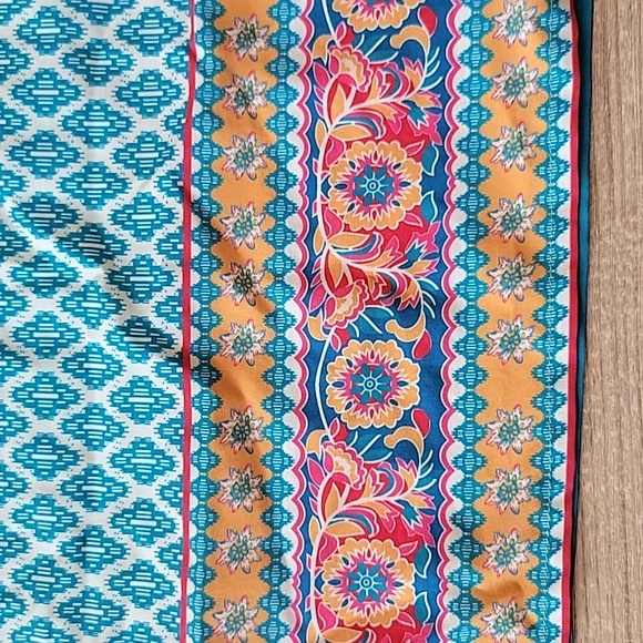 ⭐️ Urban coco dress multi color size XL - Picture 3 of 9